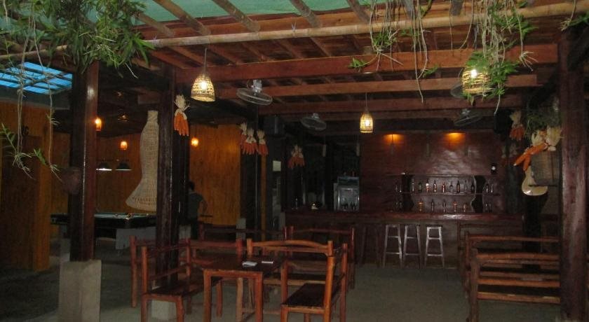 Маи-Чау: Mai Chau Hostel - Bar Restaurant