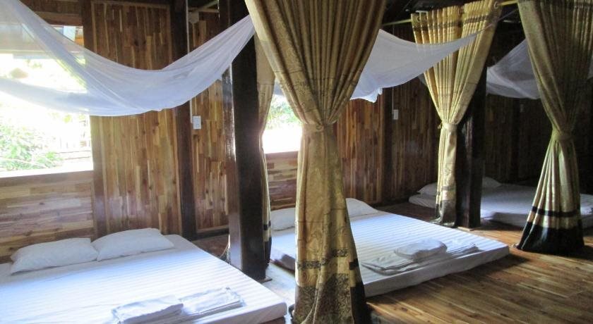 Маи-Чау: Mai Chau Hostel - Bar Restaurant