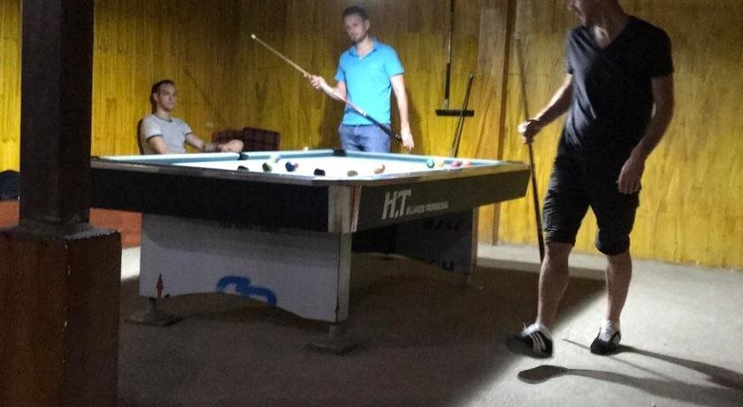 Маи-Чау: Mai Chau Hostel - Bar Restaurant