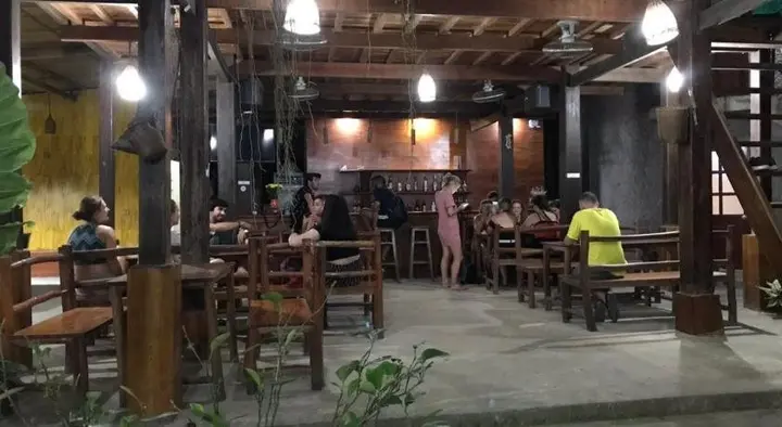 Маи-Чау: Mai Chau Hostel - Bar Restaurant