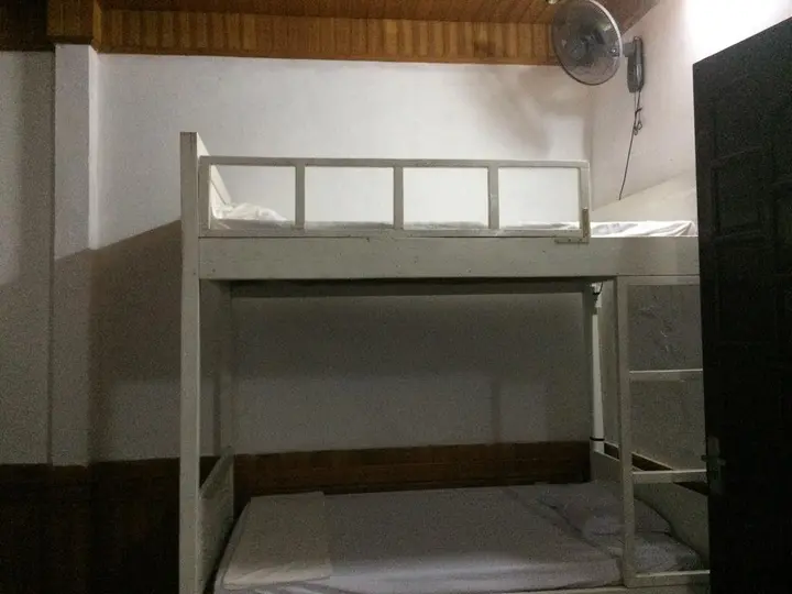Донгхой: Dozy Hostel
