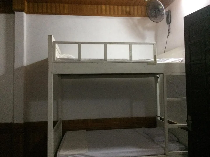 Донгхой: Dozy Hostel