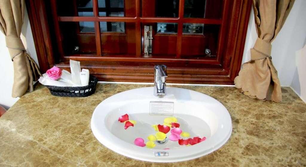 Хойан: Hoi An Golden Horse Villa