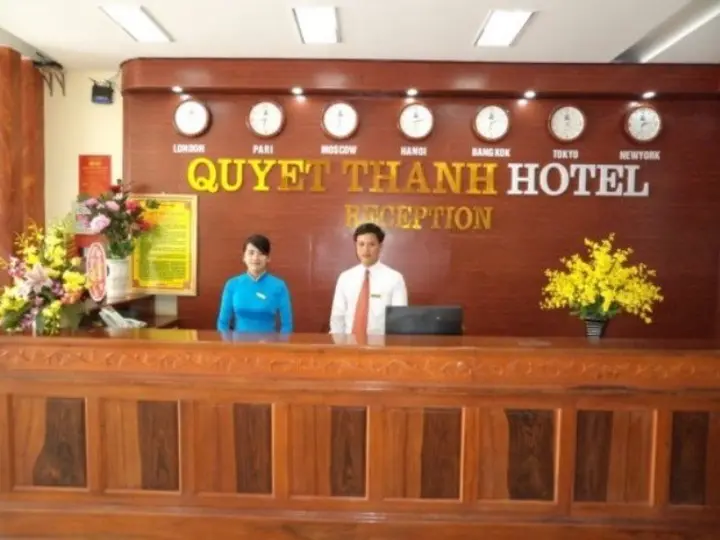 Винь: Quyet Thanh Hotel