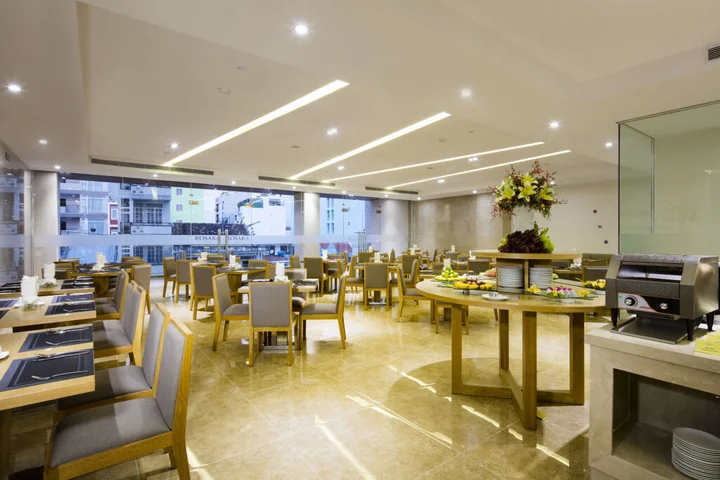 Нячанг: Rosaka Nha Trang Hotel