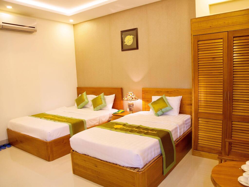 Нячанг: Pelican Hotel