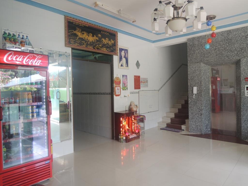 Камау: A Dong 2 Hotel