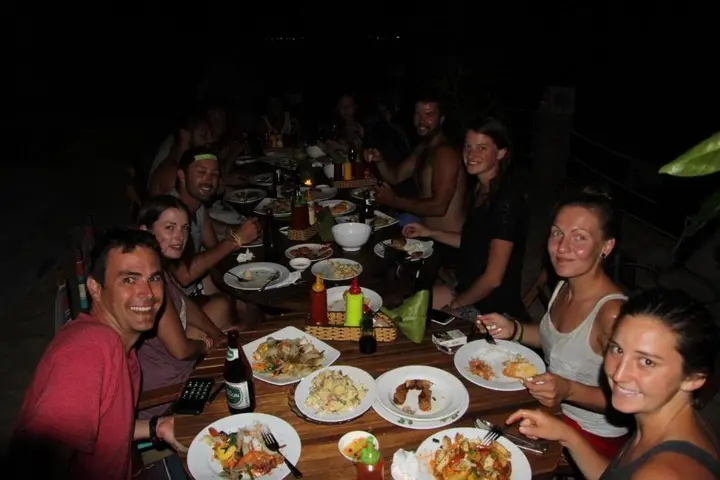 An Nhon: Big Tree Backpackers And Bistro