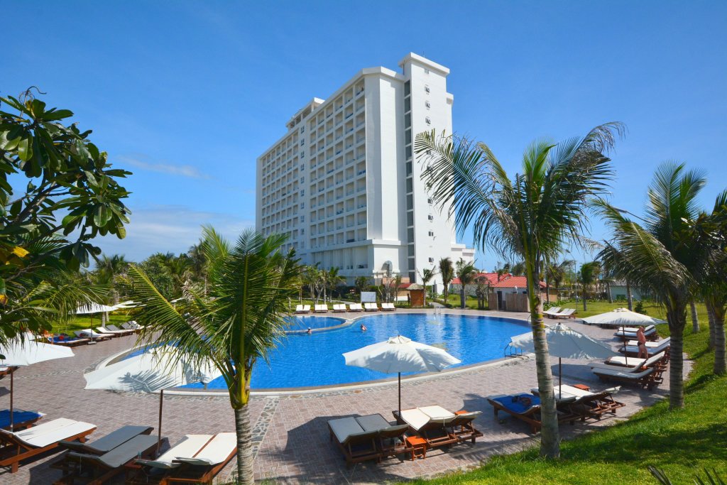 Кам Лам: Ocean Waves Resort