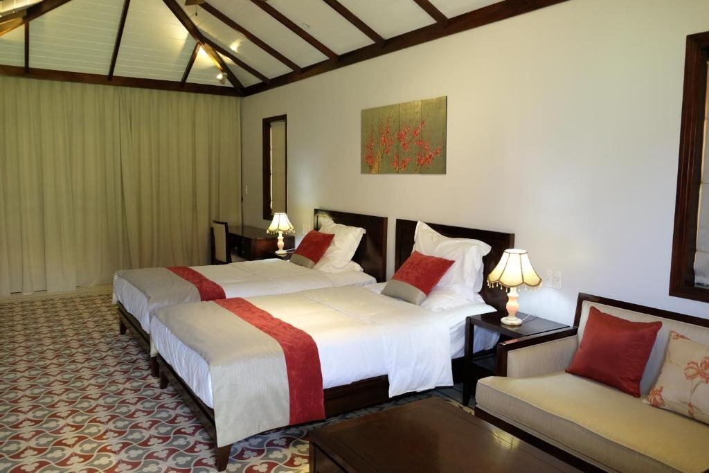 Golden Lotus Resort — фото 2