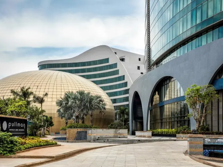 Вунгтау: Pullman Vung Tau