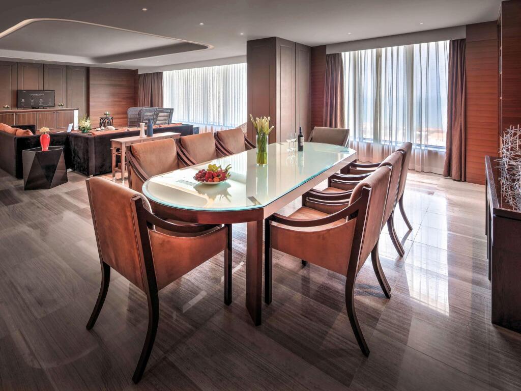 Вунгтау: Pullman Vung Tau