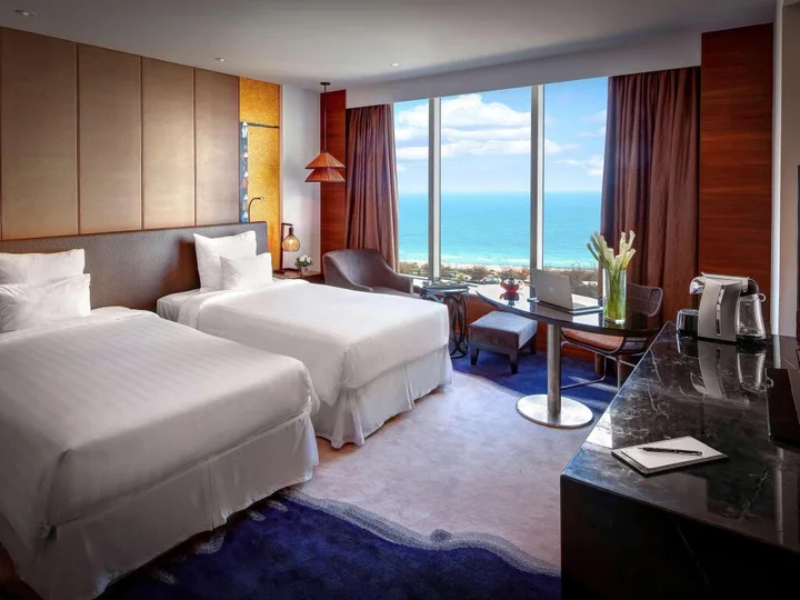 Вунгтау: Pullman Vung Tau