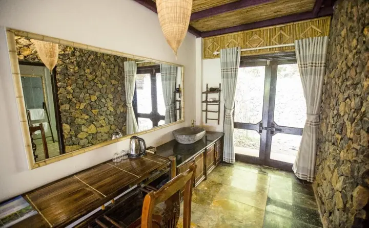 Зявьен: Tam Coc Rice Fields Resort