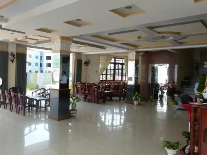 Хатин: Hai Phuong Hotel