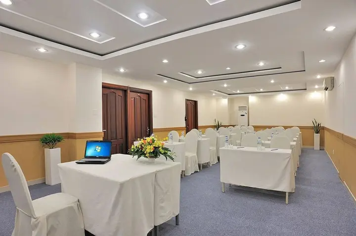 Хошимин: Elios Hotel