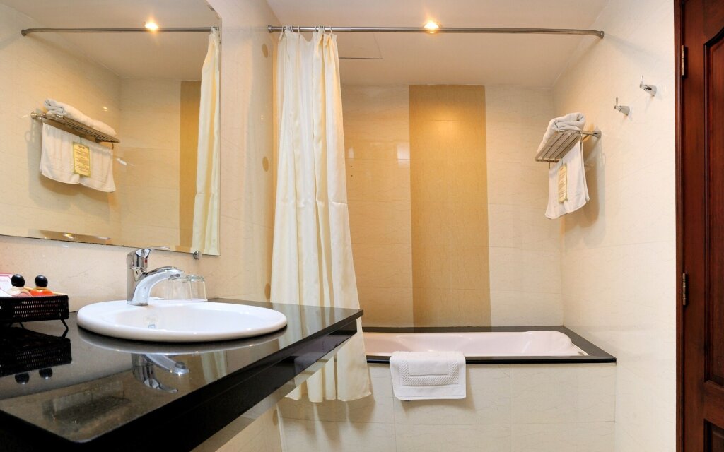 Хошимин: Elios Hotel