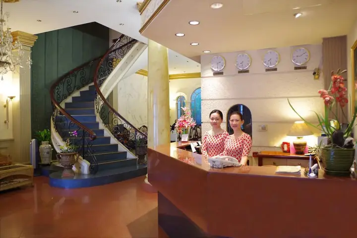 Хошимин: The Spring Hotel