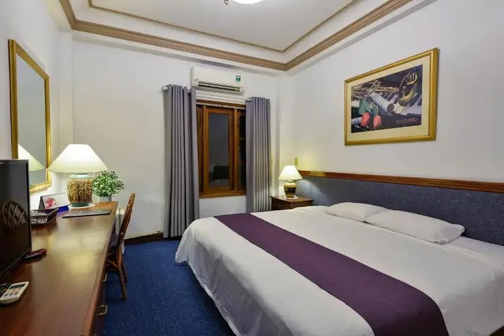 Хошимин: The Spring Hotel