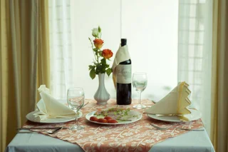 Нячанг: The Summer Hotel