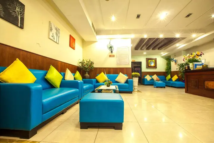 Нячанг: The Summer Hotel