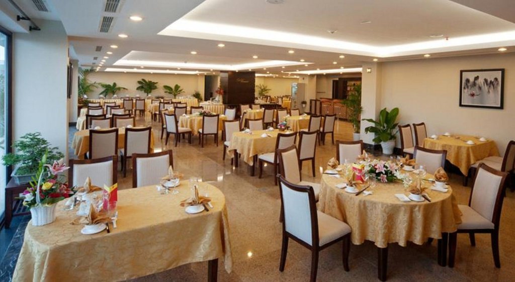 Хюэ: Gold Hotel