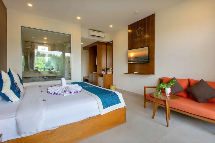Хойан: Aurora Riverside Hotel and Spa