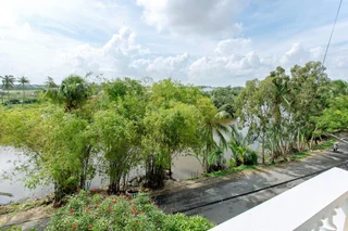 Хойан: Aurora Riverside Hotel and Spa