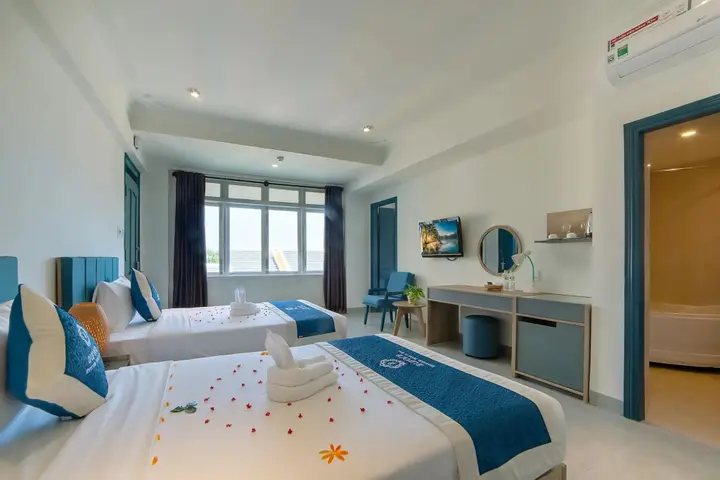 Хойан: Aurora Riverside Hotel and Spa