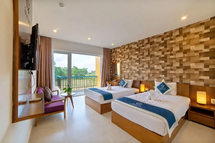 Хойан: Aurora Riverside Hotel and Spa