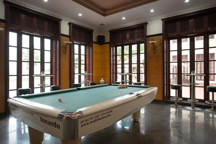 Халонг: Tuan Chau Resort Ha Long