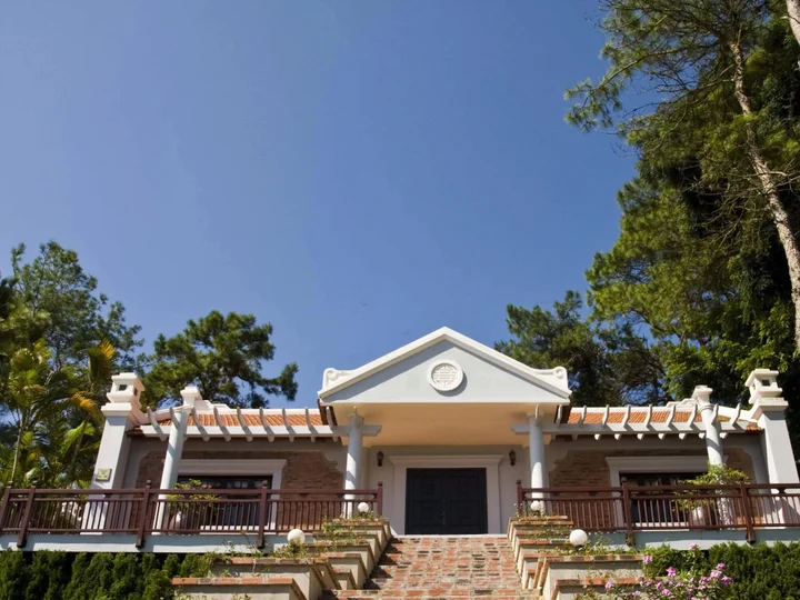 Халонг: Tuan Chau Resort Ha Long