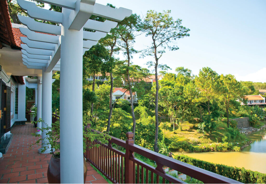 Халонг: Tuan Chau Resort Ha Long