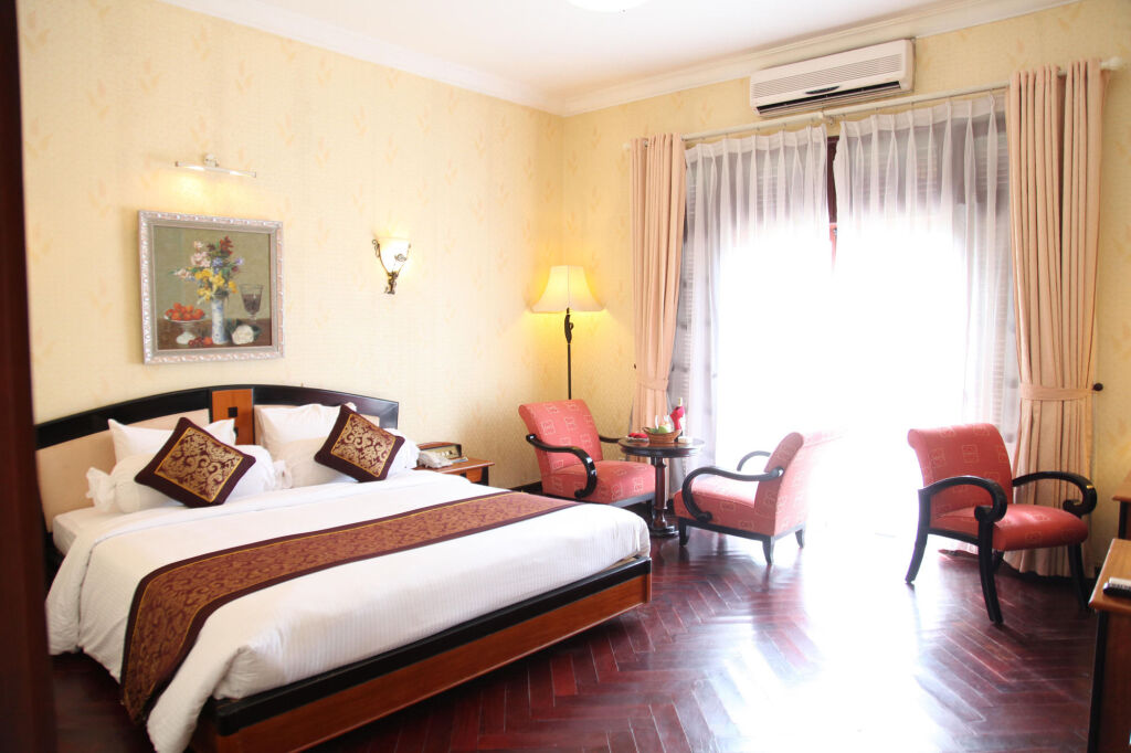 Халонг: Tuan Chau Resort Ha Long