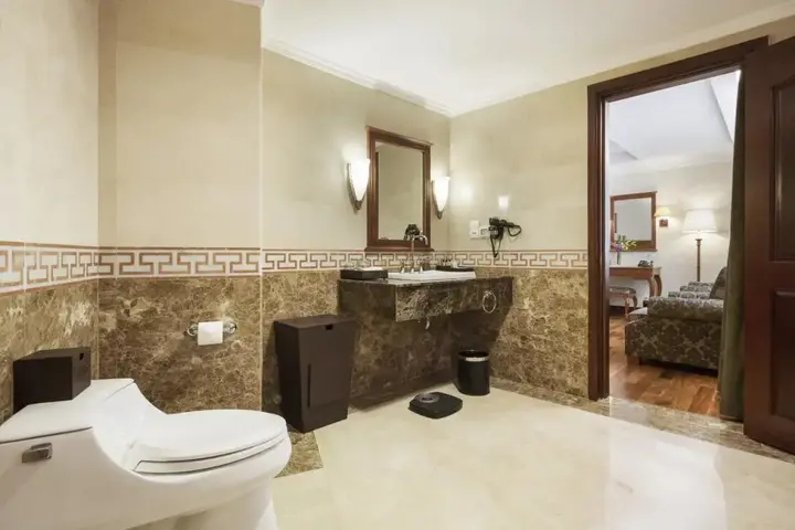 Хошимин: Rex Hotel