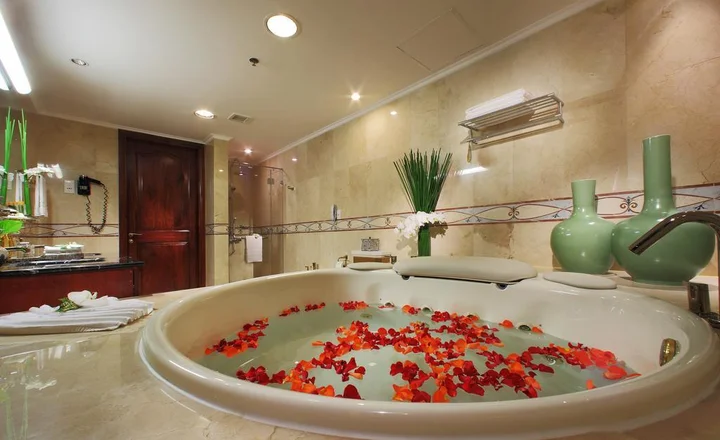 Хошимин: Rex Hotel