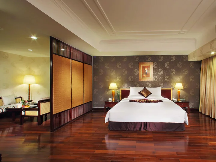 Хошимин: Rex Hotel