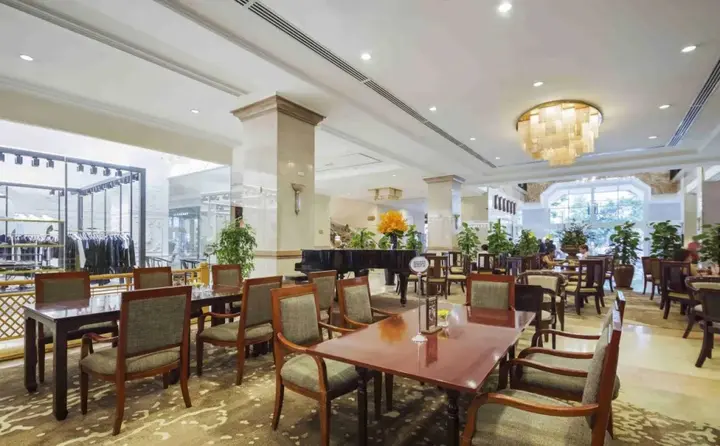 Хошимин: Rex Hotel