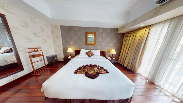 Хошимин: Rex Hotel