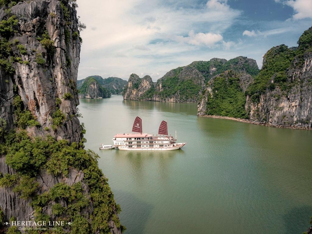 Халонг: Heritage Line Ginger Cruise – Ha Long Bay & Lan Ha Bay