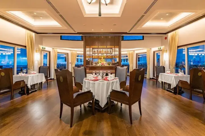 Халонг: Heritage Line Ginger Cruise – Ha Long Bay & Lan Ha Bay