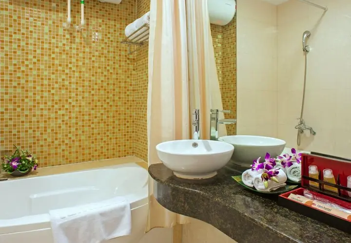Ханой: Tam Hotel