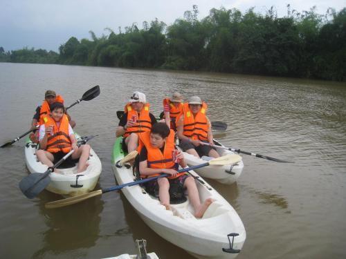 Да-Хуоай: Cat Tien River Lodge