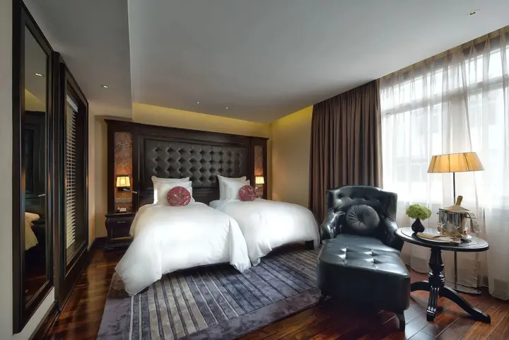 Халонг: Paradise Suites Hotel