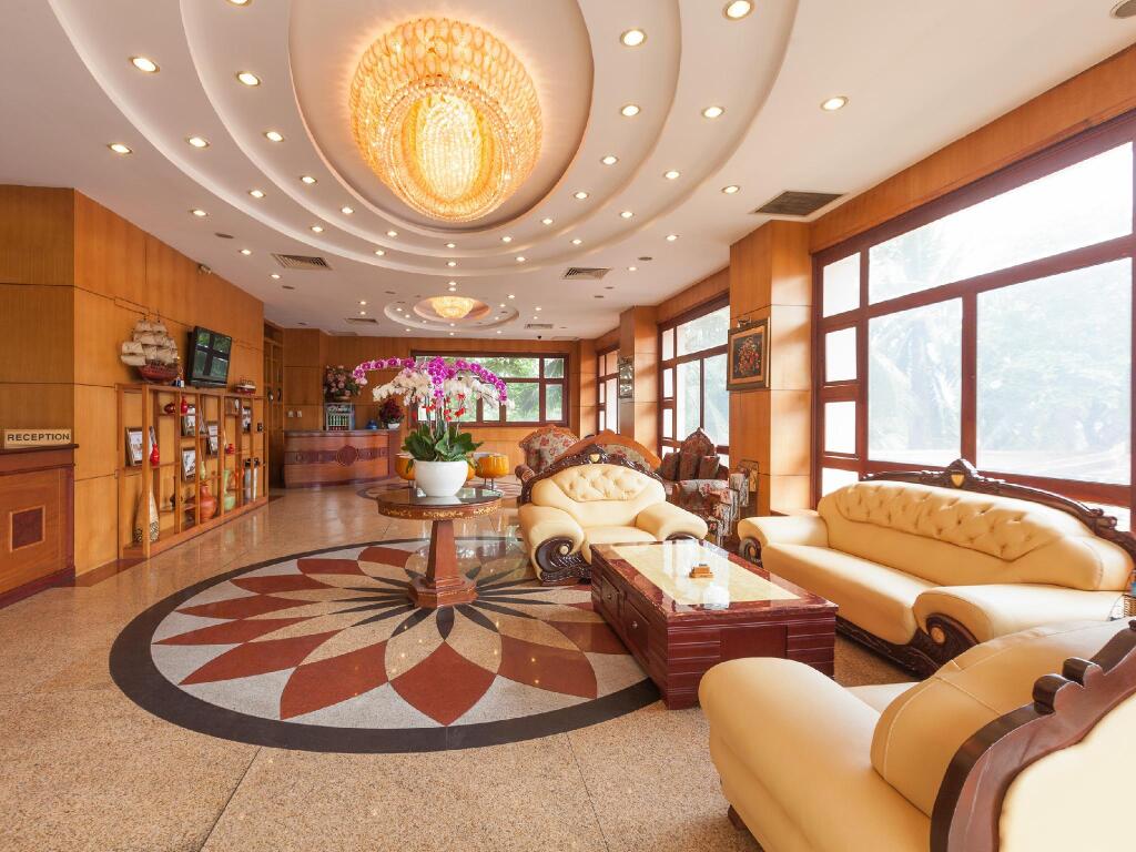 Пляж Thuan An: Hoang Yen Hotel
