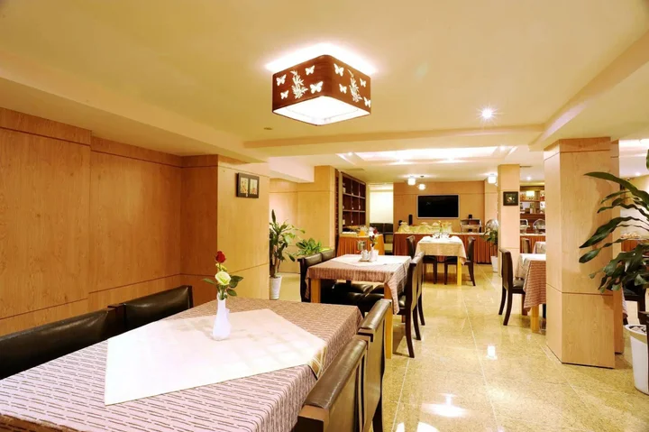Пляж Thuan An: Hoang Yen Hotel