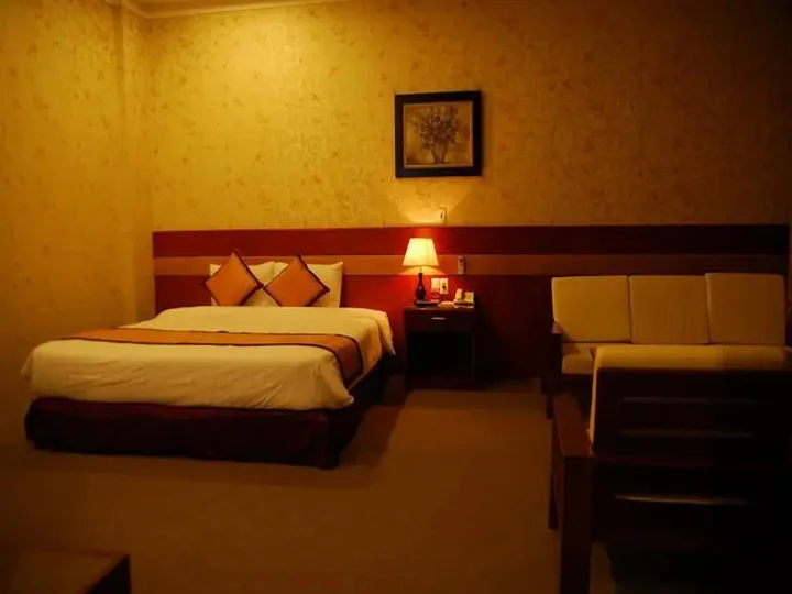 Хайзыонг: Hai Khanh Hotel