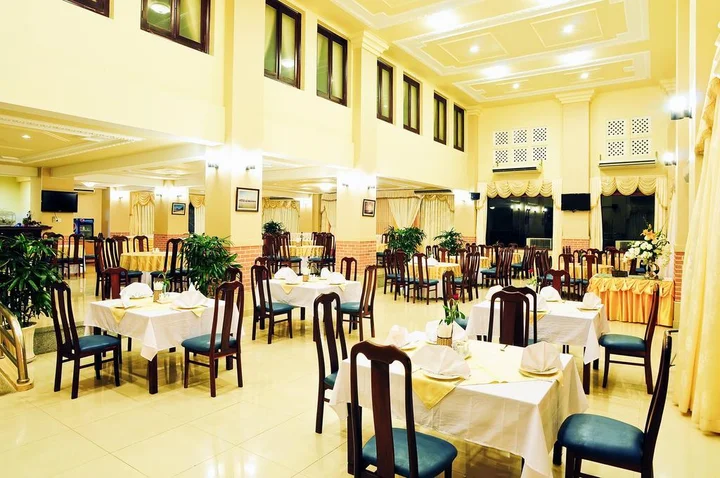 Вунгтау: Beachfront Hotel