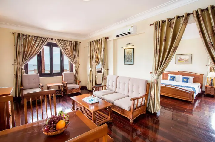 Вунгтау: Beachfront Hotel