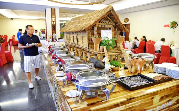 Буонматхуот: Saigon Ban Me Hotel